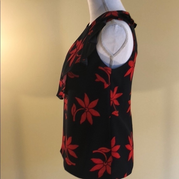 Banana Republic Navy and Red Floral Top - Picture 2 of 8